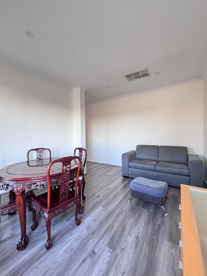 Modern 4br Family Retreat In Donnybrook - Donnybrook