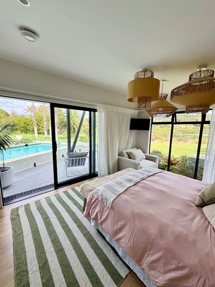 The Pool House - Matakana