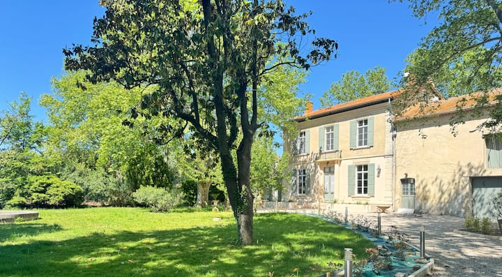 Villa Monplaisir – Piscine, Billiard, Calme - Avignon