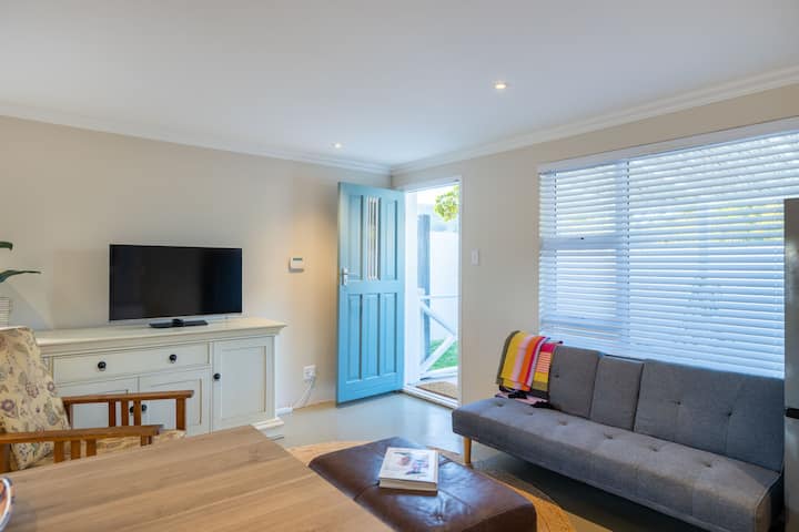 Private Sanctuary Beach Apartment | Walk To Beach - Plettenberg Bay