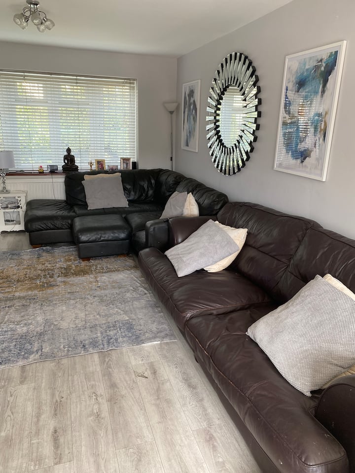 Room Near Airport And Central..! - Ruislip