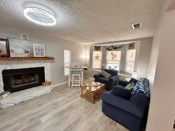 Cozy House In The Heart Of Old Homosassa! - Homosassa, FL
