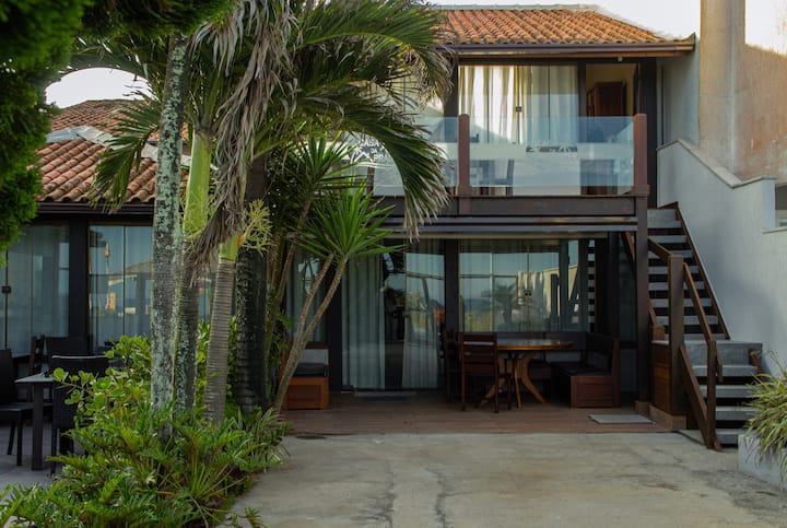 Casa Em Frente à Praia Costa Azul Com Vista Do Mar - Rio das Ostras