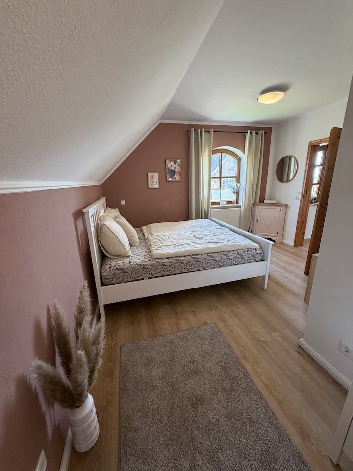 Schlafzimmer 2