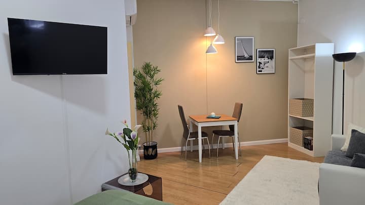 Coto Apartment Connected Directly Center & Airport - Molins de Rei
