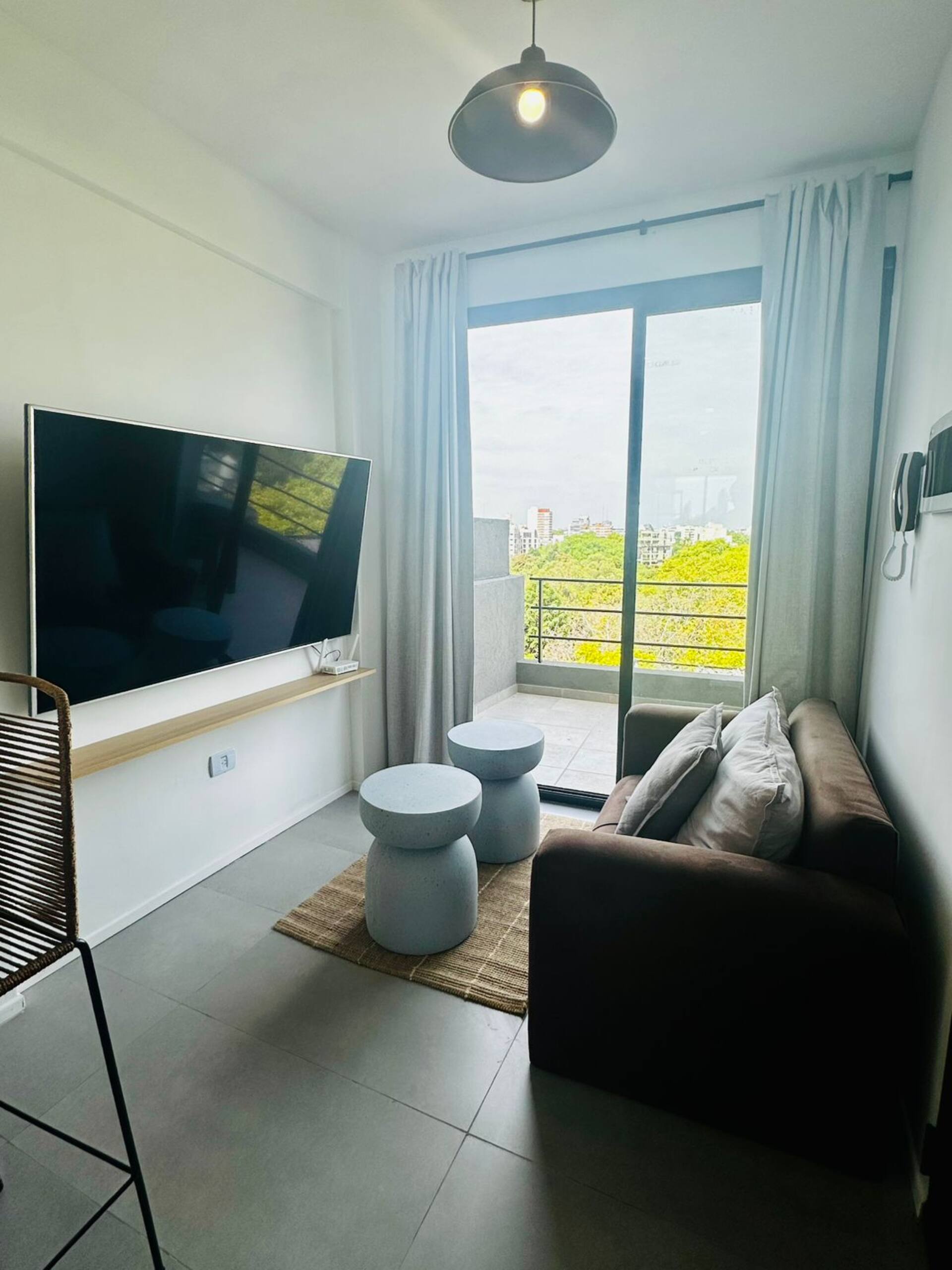 Studio apartment in Saavedra with park view
