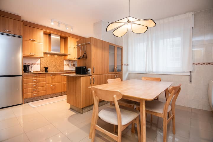 Comfortable And Spacious Apartment In A Coruña - A Coruña