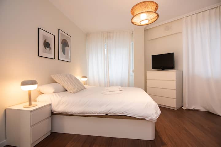 Comfortable And Spacious Apartment In A Coruña - La Coruña