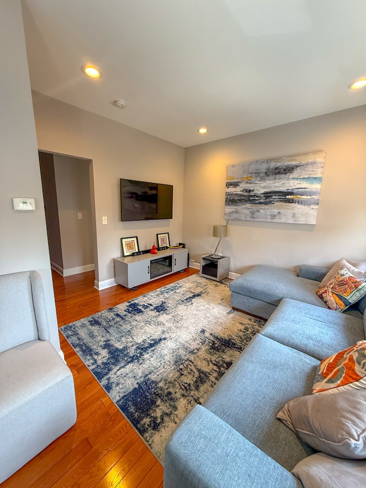 Modern 2br Mins To Nyc And World Cup Stadium - DreamWorks Water Park, East Rutherford