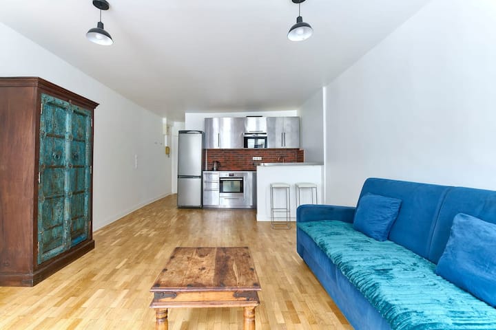 Appartement Atypique Spacieux Par Meyagency - Paris