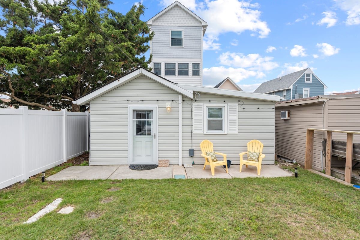 Anglesea Beach Cottage | 2 Bed | Sleeps 6 | 1 Bath — North Wildwood, NJ