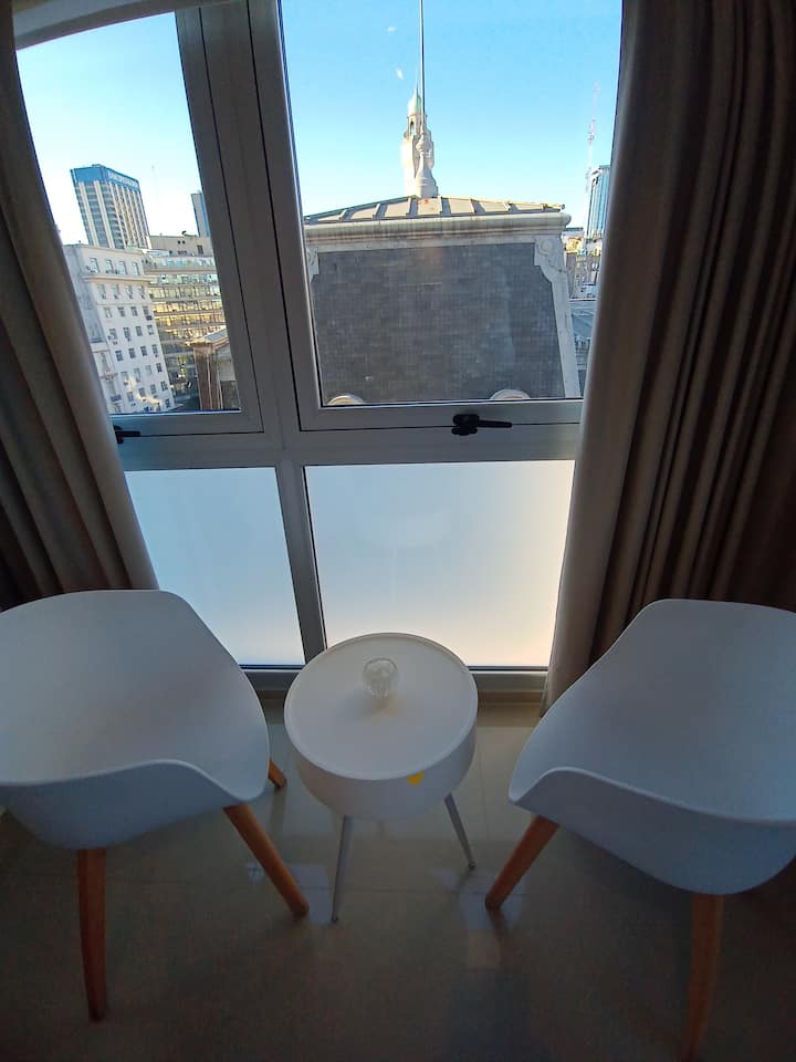 One-bedroom apartment in Monserrat