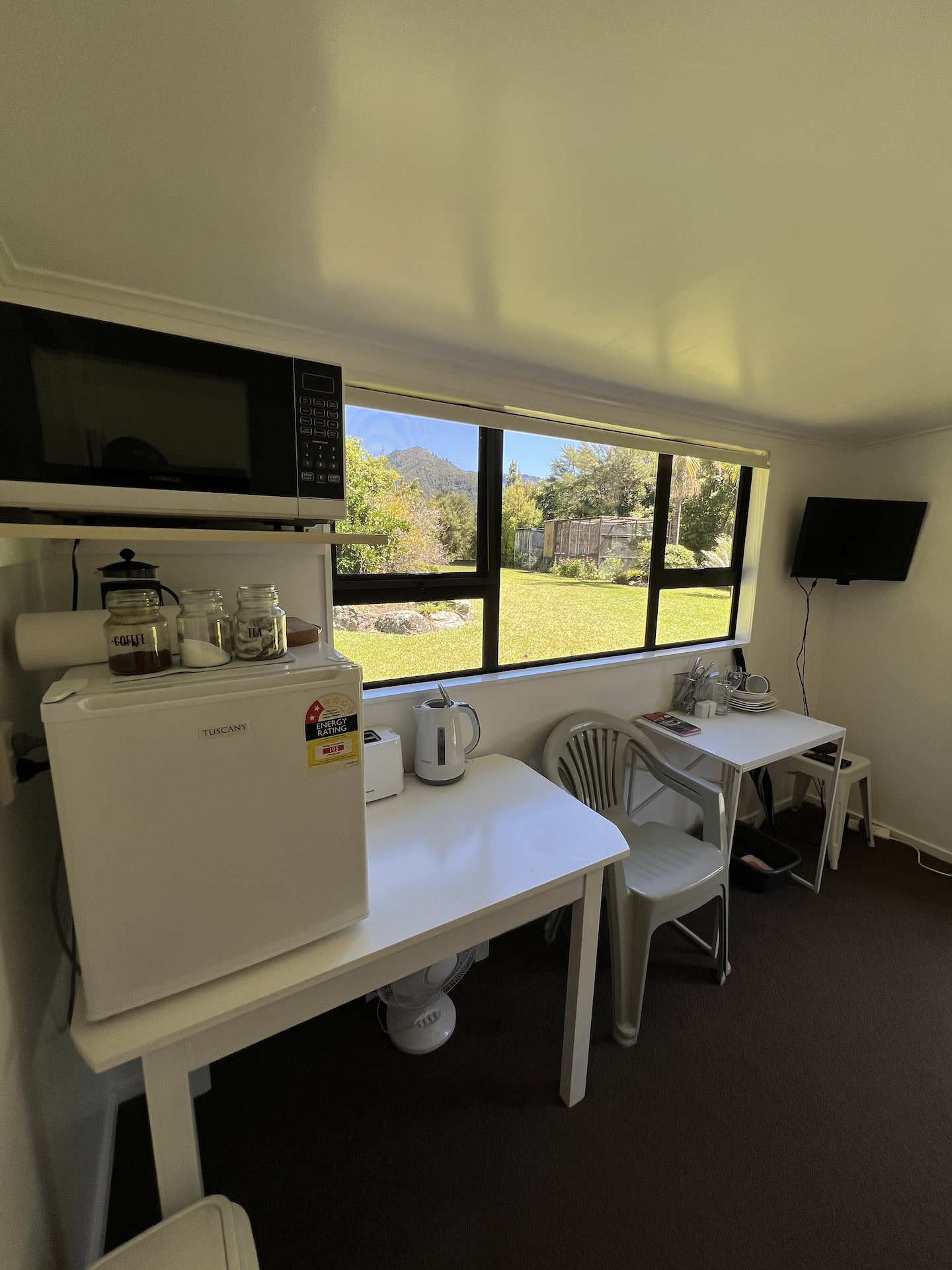 Hikuai Hilltop Retreat 5