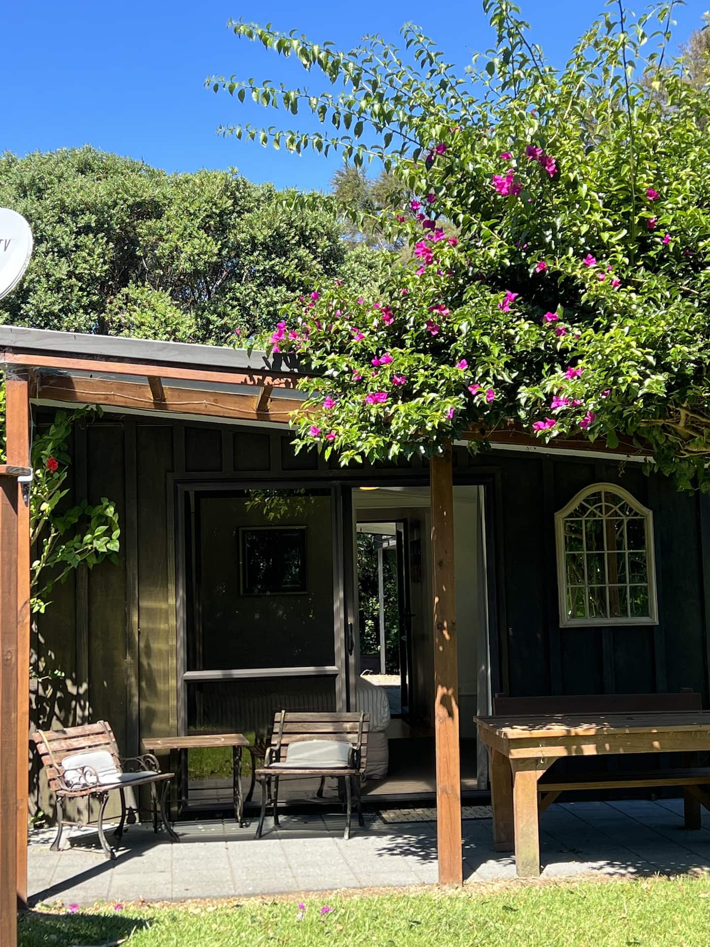 Hikuai Hilltop Retreat 1