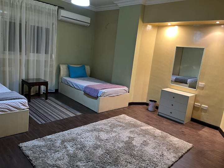 غرفة النوم 2