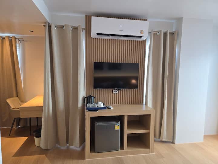 Deluxe Suite - Near Beach - Amara Apk Resort - Patong