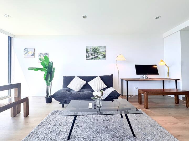 2b Apartment Stunning Lake View Walk To Westfield - Belconnen