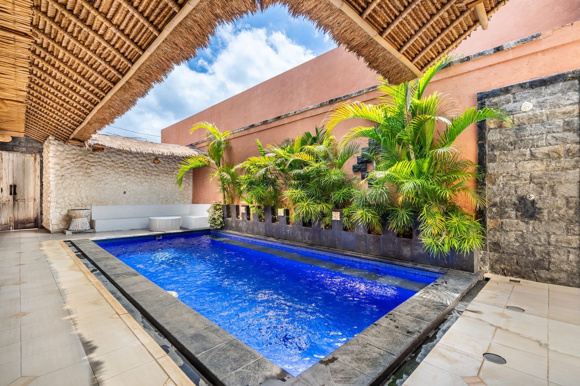 Cozy Poolside Deluna 3 Bedroom Private Villa in Bali 2