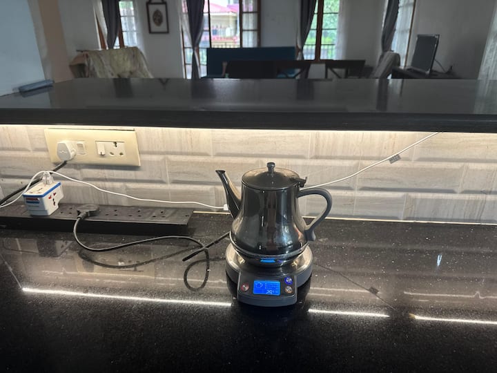 Full kitchen image 7