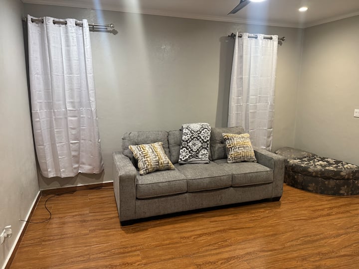 Palm Cove | Walk To Beach | Pool | Near Airport - Nassau