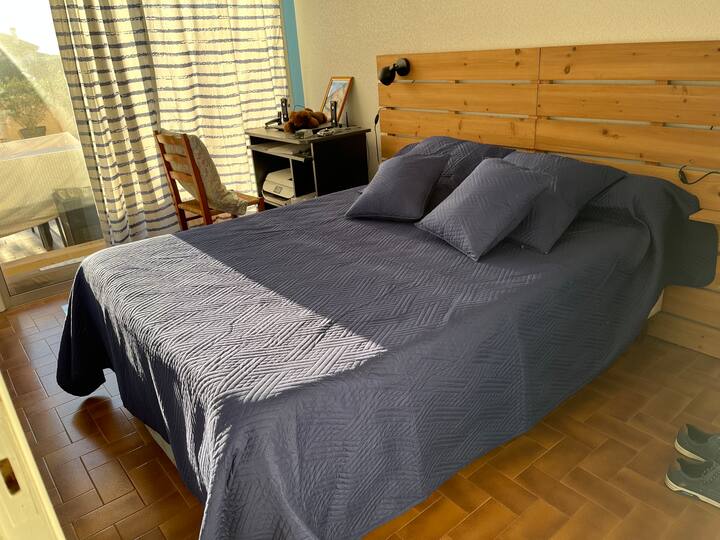 Dhomë gjumi 2