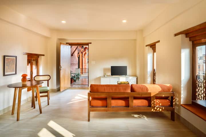 Brand New Sunlit Private Rooftop 1bhk | Yala Suite - Tibet