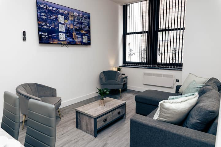 Cumberland Street Spacious 2-br City Centre Apt - イギリス リバプール