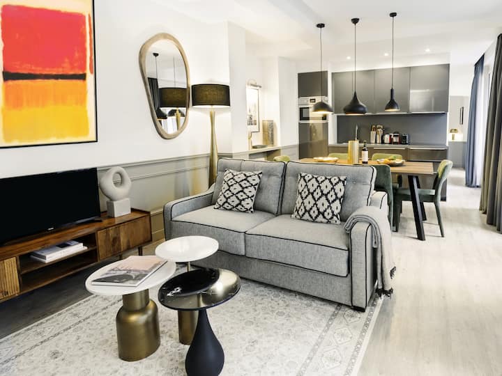 Livinparis | Luxury 3 Bedrooms Le Marais 1 - Châtillon