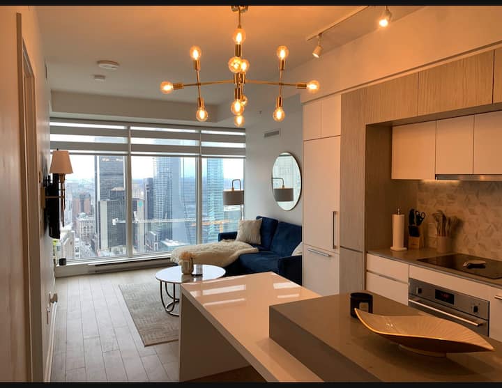 High Rise Skyline Downtowncondo Pool &Free Parking - Boucherville