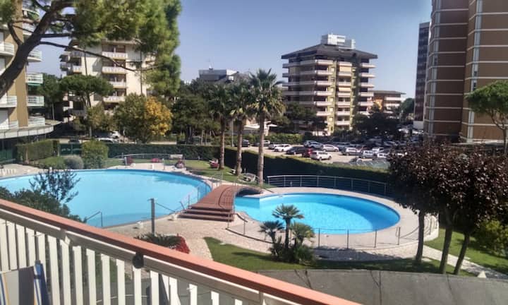 Appartement Moderne Avec Vue Sur La Piscine - Lignano Sabbiadoro