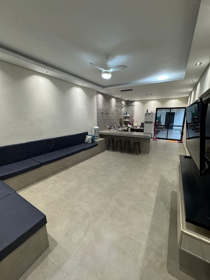 Casa Aconchegante A 300m Da Praia Massaguaçu! - Caraguatatuba
