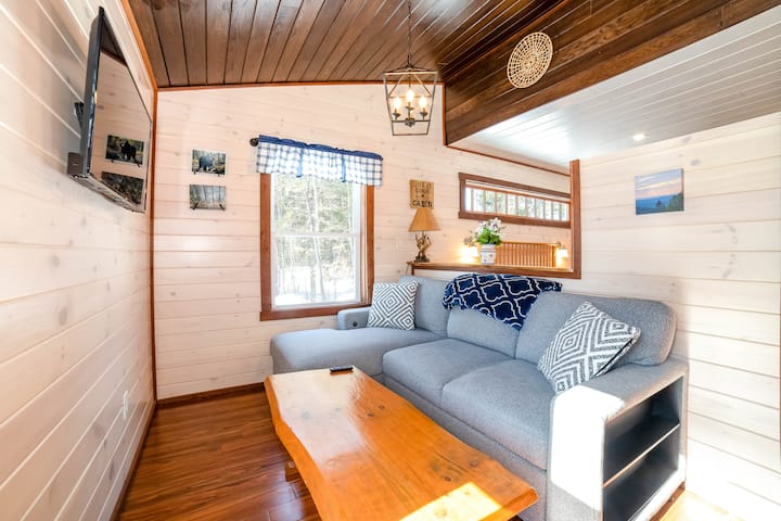 2 Cabins On 8 Private Acres + Views + Firepit - Pillsbury State Park, Washington
