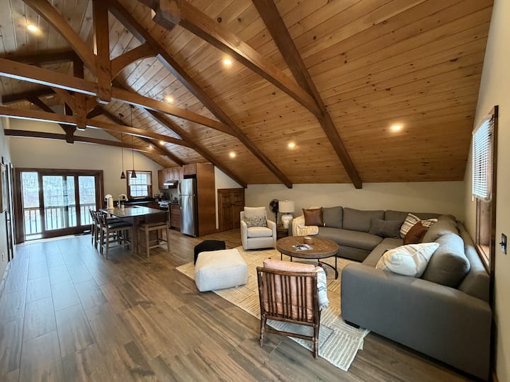 Sugar House Farm Stay - North Adams, MA