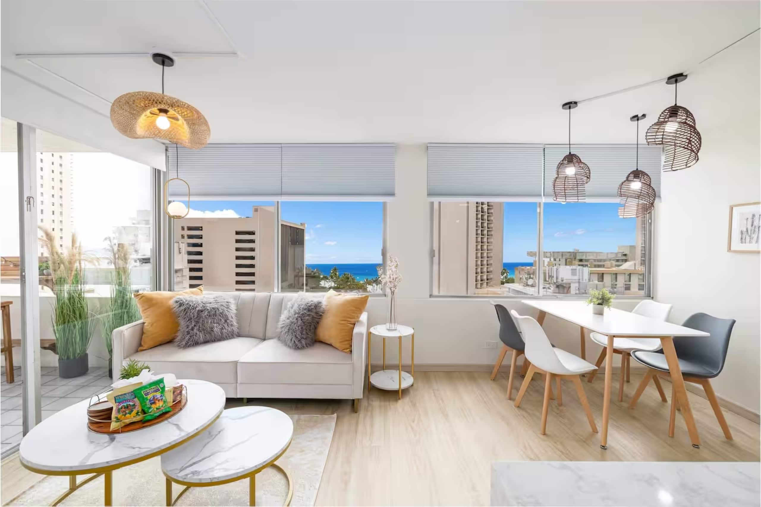 12th Floor Ocean View - 5 min to Waikiki Beach - Image 4