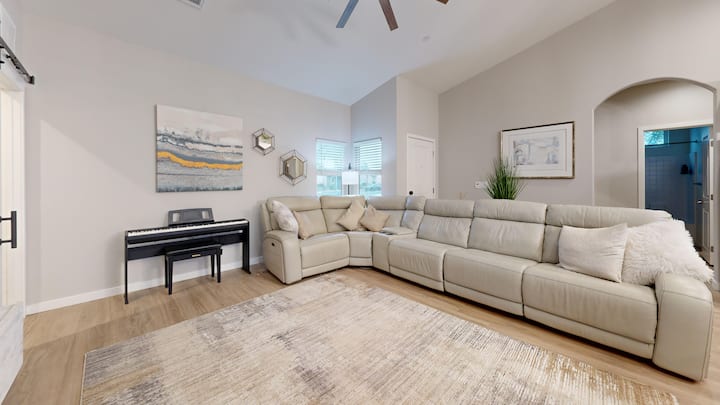 Entire Home In Nw Bakersfield Near 99 - Bakersfield, CA