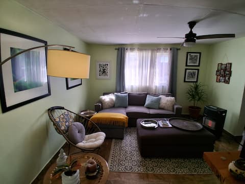 Top Airbnb: Little House of the Americas in Juárez