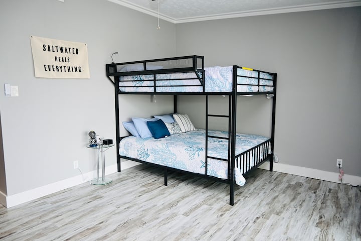 Голем брачен кревет на спрат 