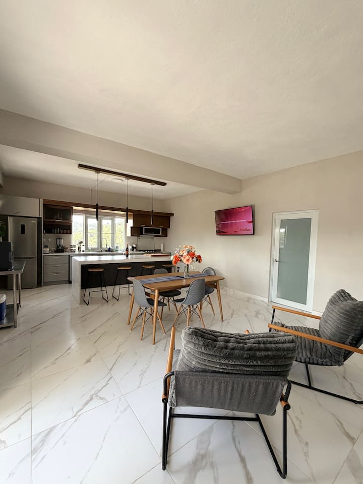 Private Pool Retreat | Sleeps 12 | Generator - Vega Baja