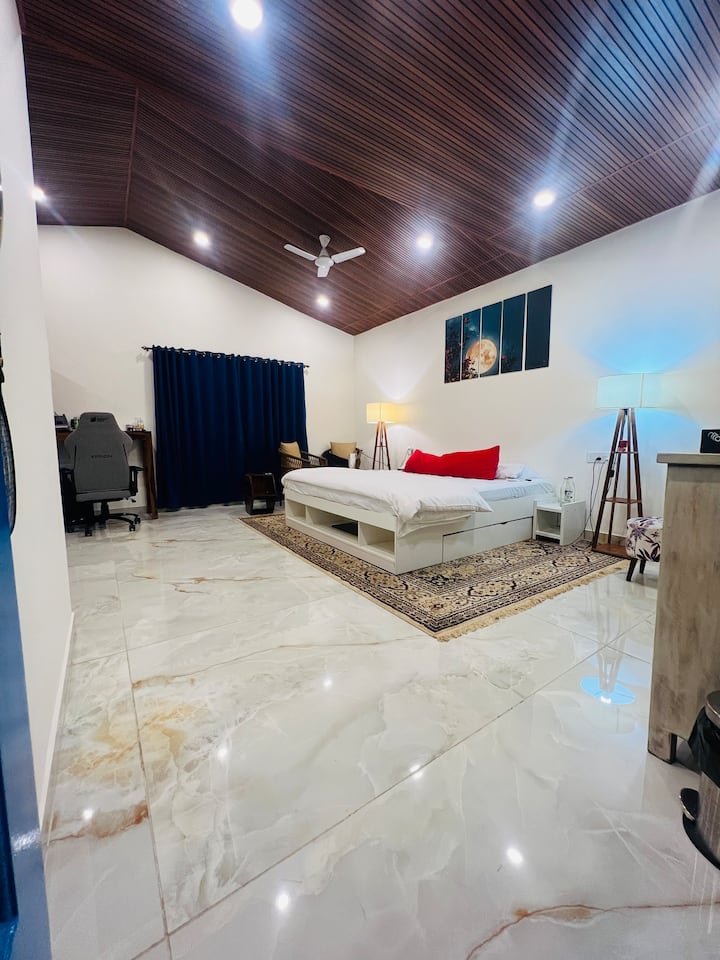Bedroom 1 image 3