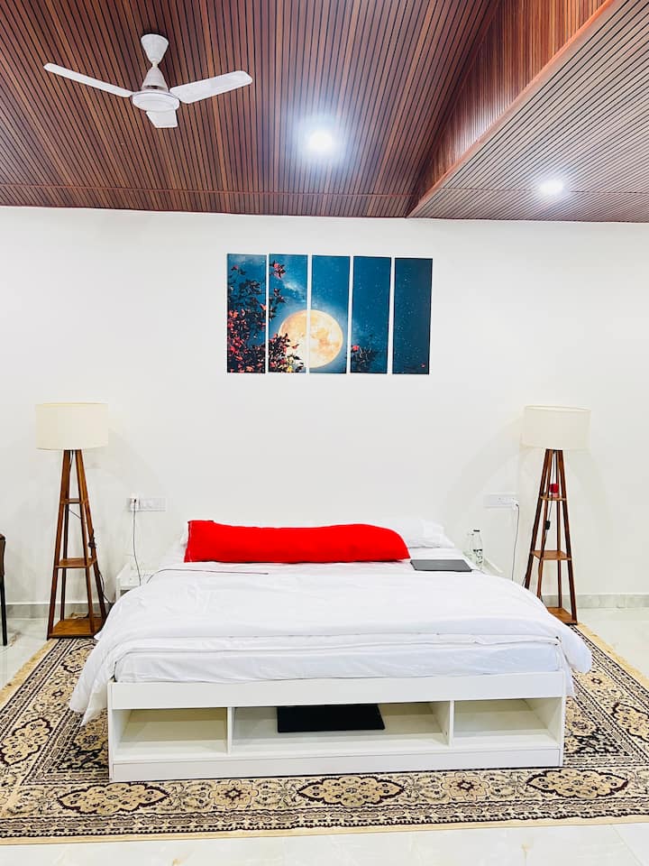 Bedroom 1 image 1