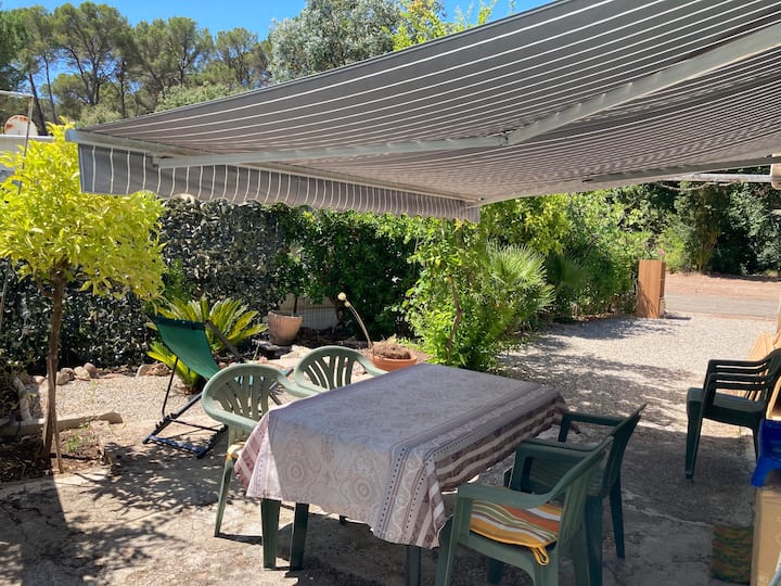 Bungalow Spacieux & Bucolique - Puget-sur-Argens