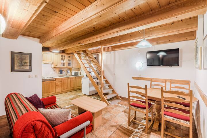 Hosnar House (02) | Duplex Apartment For 8 - Bovec
