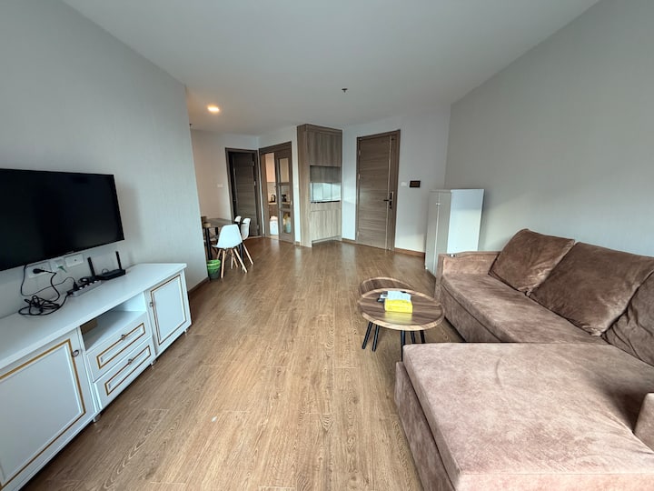 Modern 2br 72sqm | High Speed Wi-fi | Pool & Gym - 태국