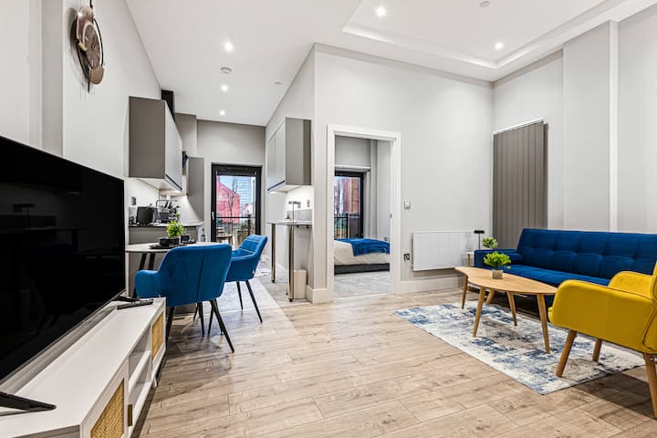 Fresh, Stylish & Perfectly Placed - Leicester - Leicester