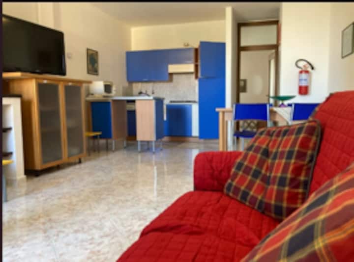 Casa Galilei: Centrale, A Due Passi Dal Lungomare - Porto Torres