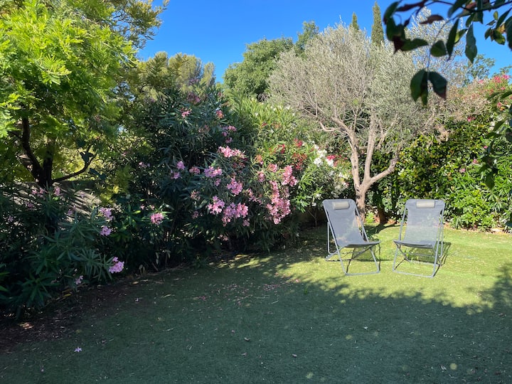 Villa De Vacances à 5 Min à Pied De La Mer. - Carry-le-Rouet