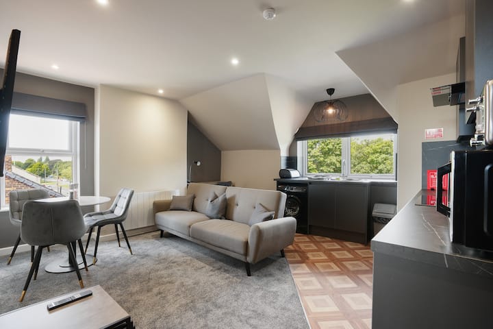 Stylish Aparthotel With Gated Parking - Hull