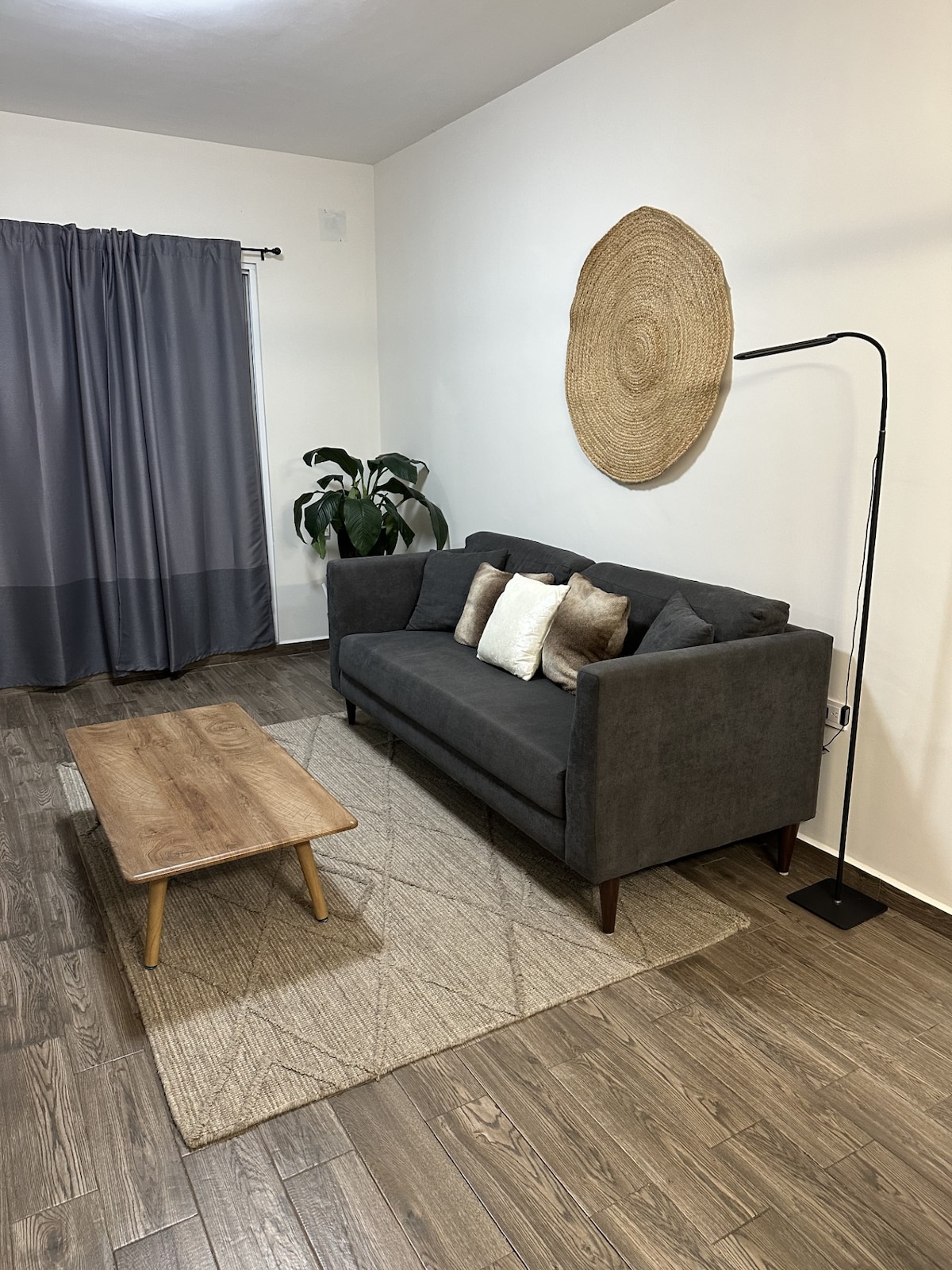 Top performing Airbnb: Super Family Apartment. We bill! in La Victoria