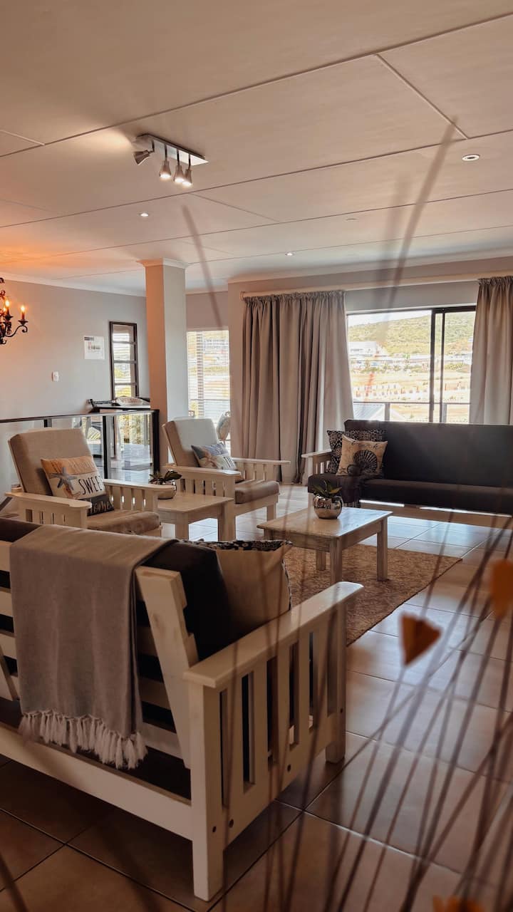 Diaz Beach Villa - Mossel Bay