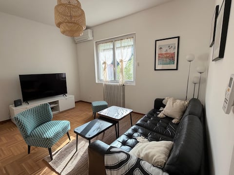 Top Airbnb: Renovated villa with garden in Martigues